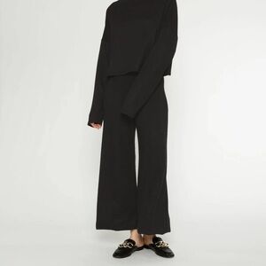 Ripley Rader Chic Black Wide Leg Cropped Sweater Pants x-small